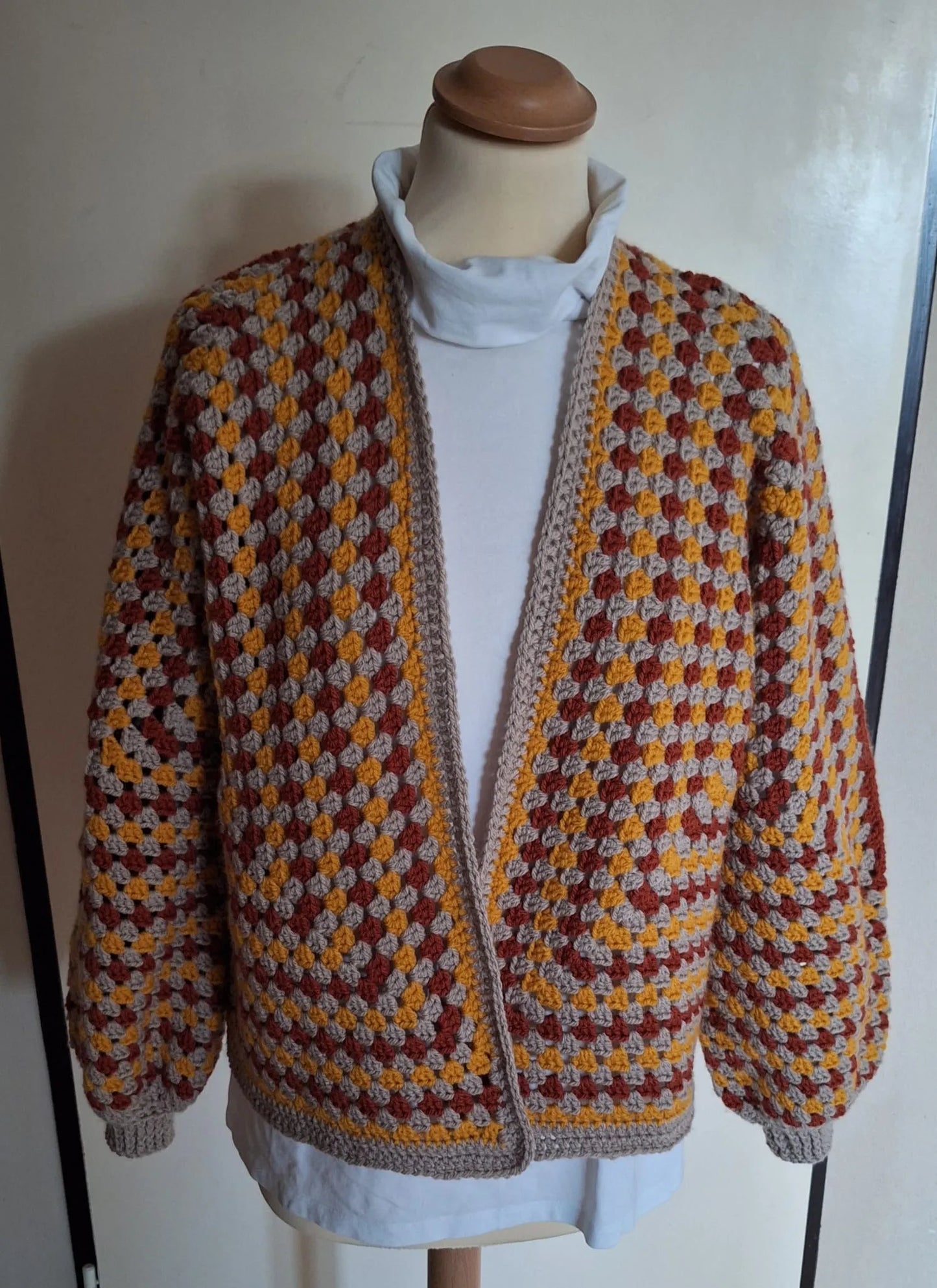 Gehaakt Haakpatroon Misty vest ontworpen door Crafting Dutchie
