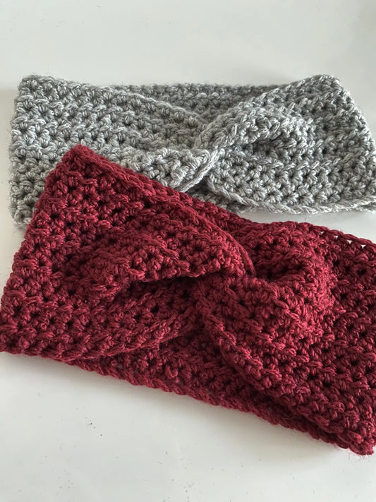 Gehaakt Haakpatroon hoofdband Twist ontworpen door Crafting Dutchie