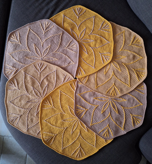 Haakpatroon placemats met bloem