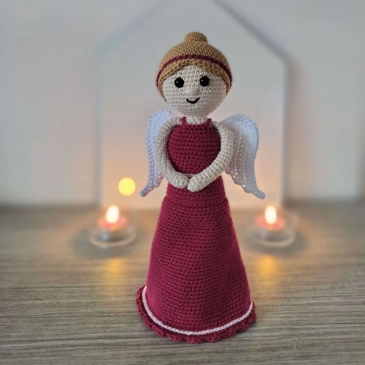 Gehaakt Haakpatroon kerstengel Angela ontworpen door Cora's Knit Knacks, gehaakt door tester Dorien